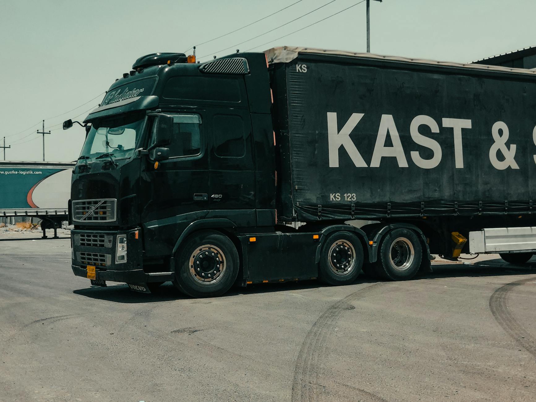 Understanding Chain of Responsibility in Australian Transport: A Guide for Drivers and Employers
