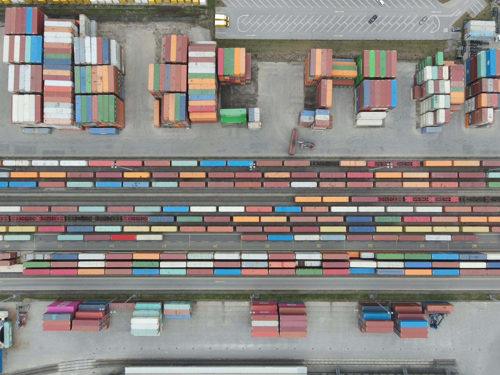 Unlocking a Rewarding Career as a Logistics Coordinator